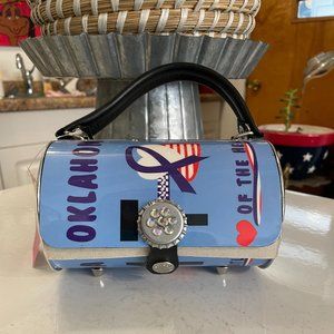 NEW Prezzo Round Hand/Shoulder Purse Snap Closure Metal Look Oklahoma Motif